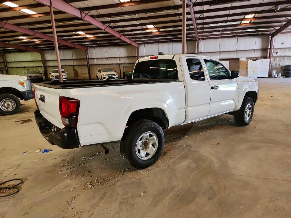Photo 3 from auction – 2022 TOYOTA TACOMA with VIN 3TYRX5GN1NT057222