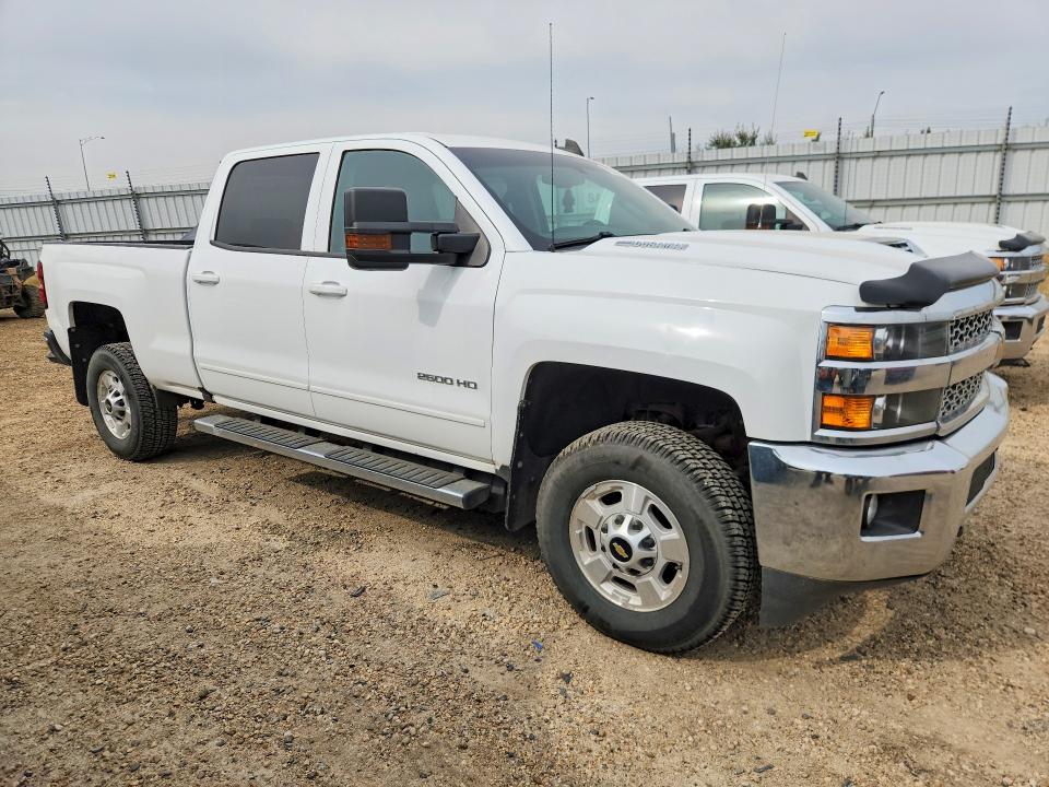Photo 4 from auction – 2019 CHEVROLET SILVERADO with VIN 1GC1KSEY4KF210450