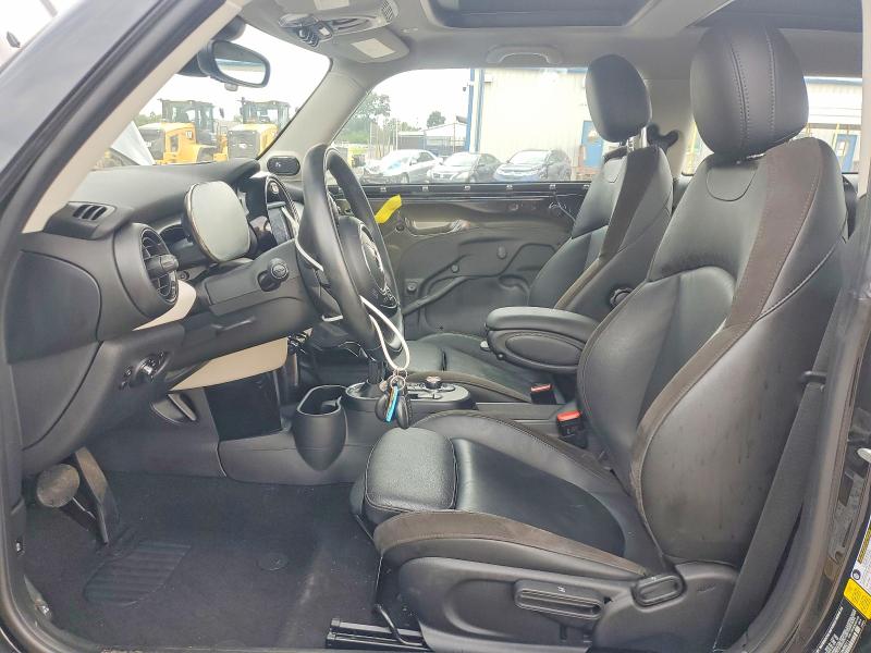 Zdjęcie 7 z aukcji – 2021 MINI COOPER z VIN WMWXP3C0XM2N98211