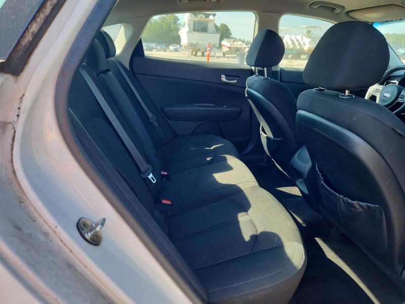 Foto 10 de la subasta – 2018 KIA OPTIMA con VIN 5XXGT4L36JG253276