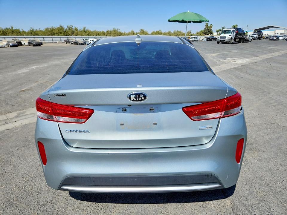Фото 6 с аукциона – 2017 KIA OPTIMA с VIN KNAGT4LC9H5008807
