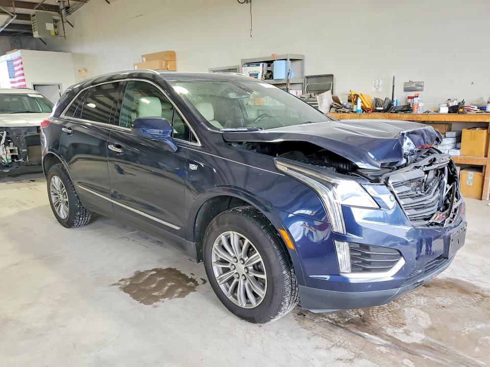 Снимка 4 от търг – 2017 CADILLAC XT5 с VIN 1GYKNBRS7HZ162543