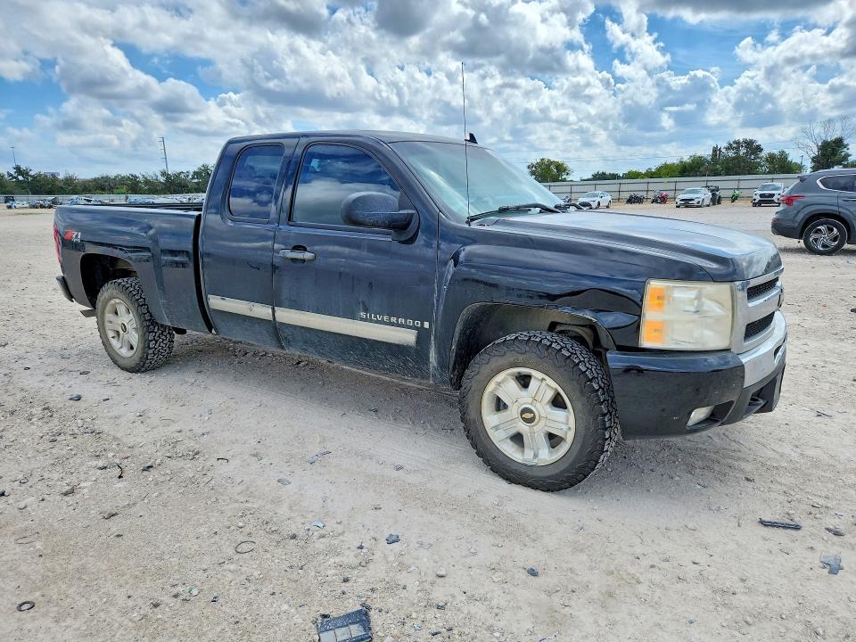 Photo 4 from auction – 2009 CHEVROLET SILVERADO with VIN 1GCEK29029Z107977