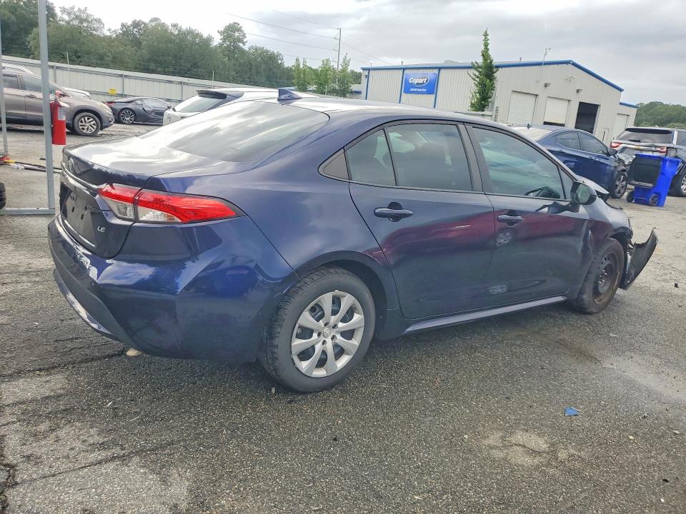 Photo 3 from auction – 2022 TOYOTA COROLLA with VIN 5YFEPMAE3NP359701