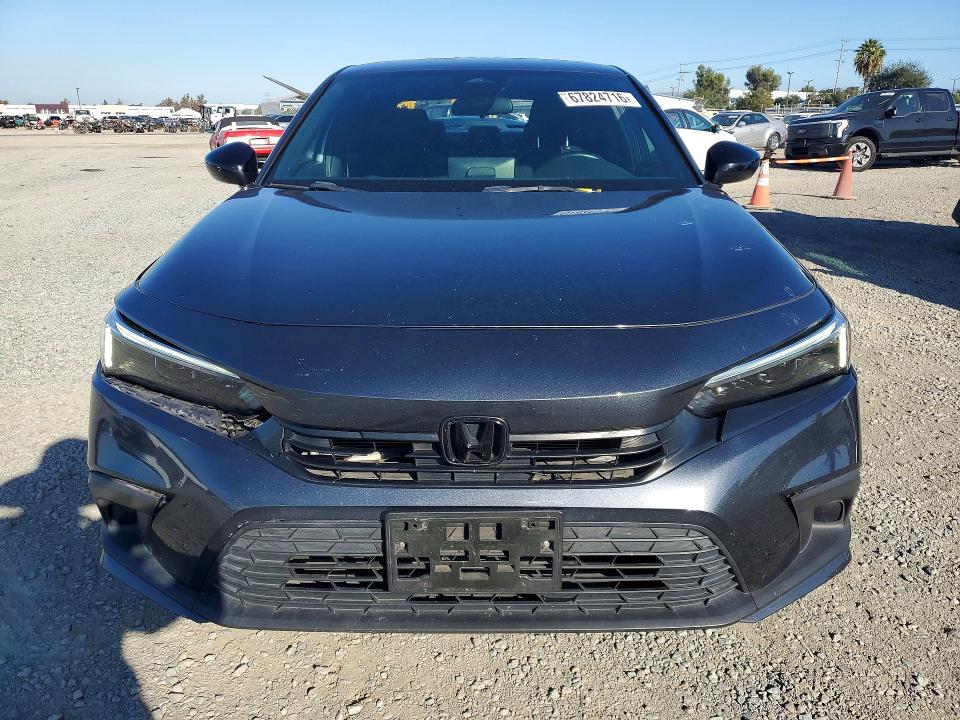 Снимка 5 от търг – 2023 HONDA CIVIC с VIN 2HGFE2F52PH500159