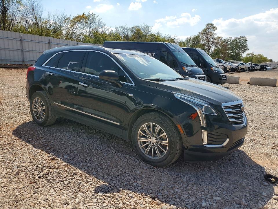 Photo 4 from auction – 2018 CADILLAC XT5 with VIN 1GYKNCRS0JZ158829