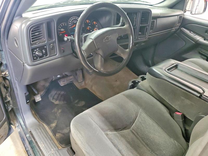Photo 8 from auction – 2005 CHEVROLET SILVERADO with VIN 1GCEC19V45Z176294