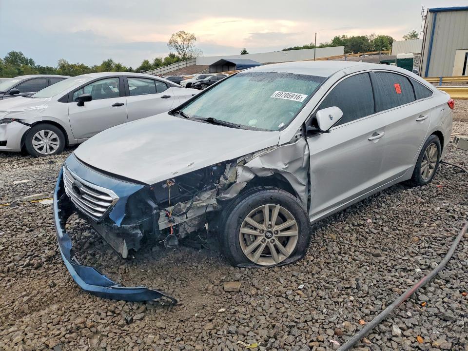 Photo 1 from auction – 2016 HYUNDAI SONATA with VIN 5NPE24AF2GH266157