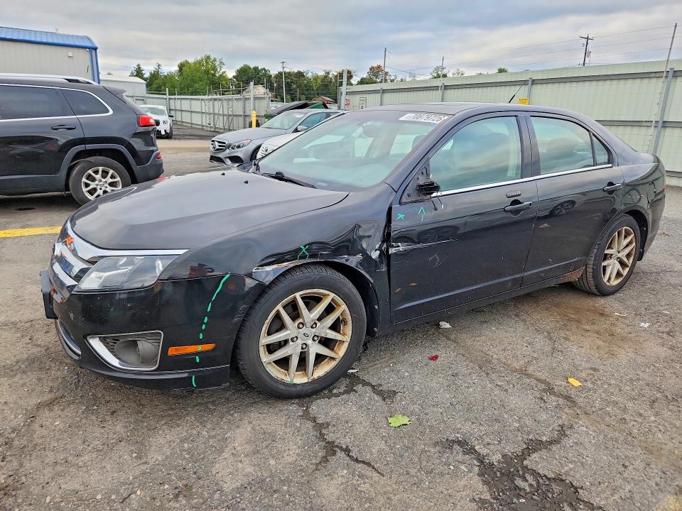 FORD FUSION 2010 with VIN 3FAHP0JA2AR304136 - Photo from auction