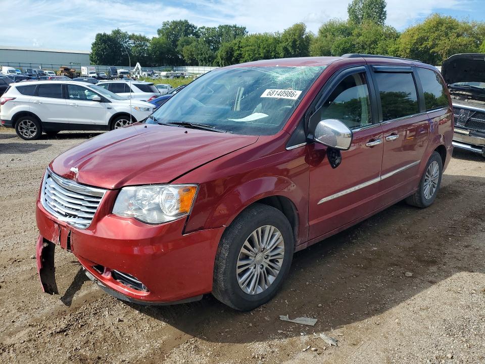 2013 CHRYSLER TOWN & COUNTRY - Търг №68140986