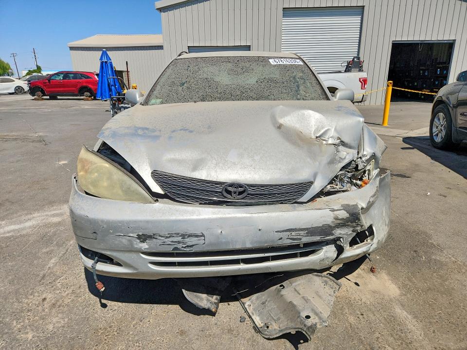 Photo 5 from auction – 2004 TOYOTA CAMRY with VIN 4T1BF30K74U569478