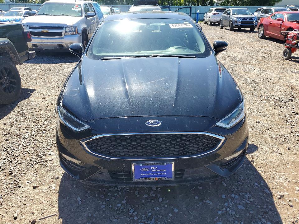 Снимка 5 от търг – 2017 FORD FUSION с VIN 3FA6P0VP7HR252602
