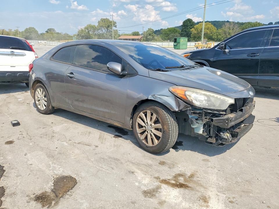 Photo 4 from auction – 2014 KIA FORTE KOUP with VIN KNAFX6A87E5172241