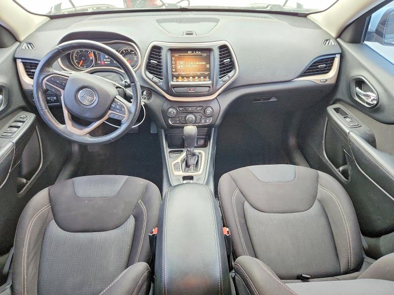 صورة رقم 8 من المزاد - 2016 JEEP CHEROKEE مع VIN 1C4PJLCB7GW114188