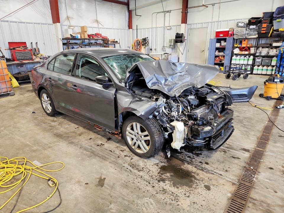 Снимка 4 от търг – 2015 VOLKSWAGEN JETTA с VIN 3VW3A7AJXFM224146