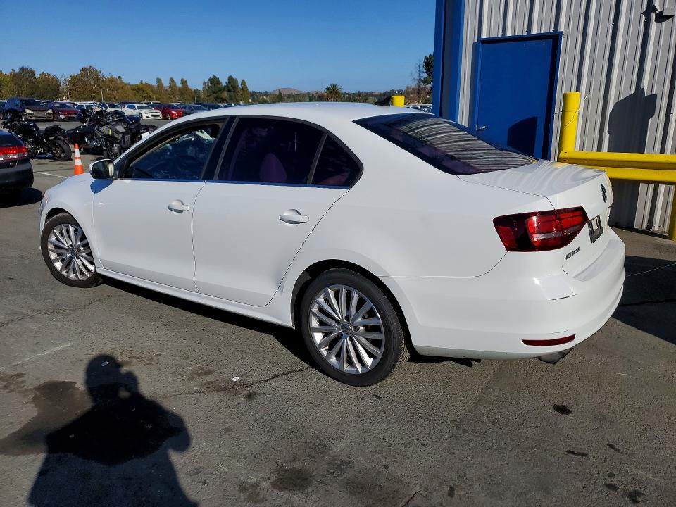Photo 2 from auction – 2016 VOLKSWAGEN JETTA with VIN 3VWL17AJ3GM203821