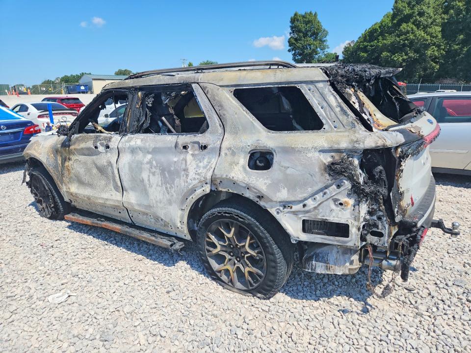 Photo 2 from auction – 2025 FORD EXPLORER with VIN 1FMWK8HC1SGC58681