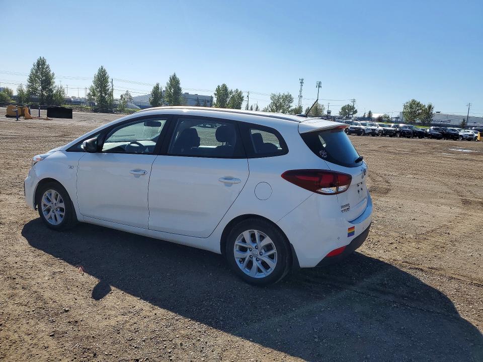 Photo 2 from auction – 2017 KIA RONDO with VIN KNAHT8A3XH7180329