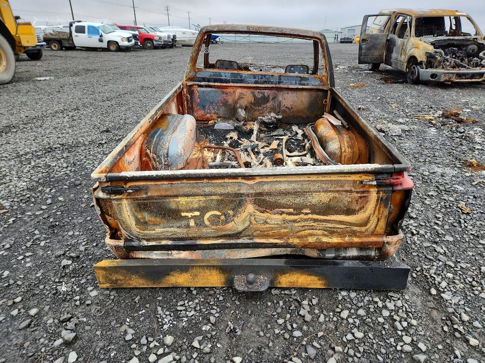Photo 6 from auction – 1985 TOYOTA PICKUP with VIN JT4RN50R0F0061068