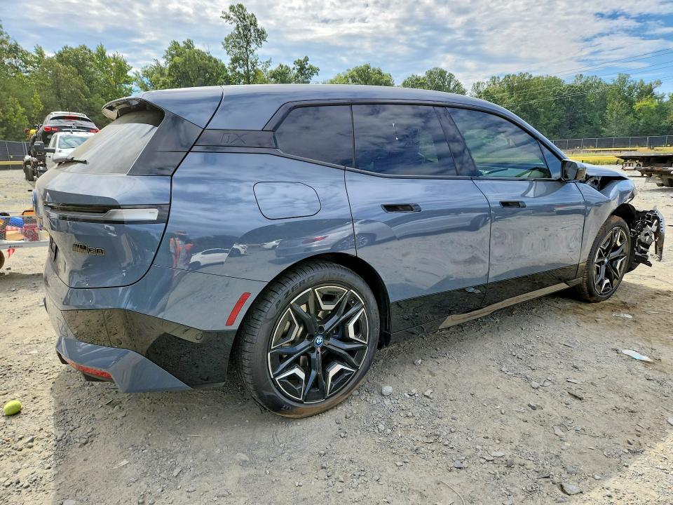 Фото 3 с аукциона – 2023 BMW IX с VIN WB533CF05PCM09936