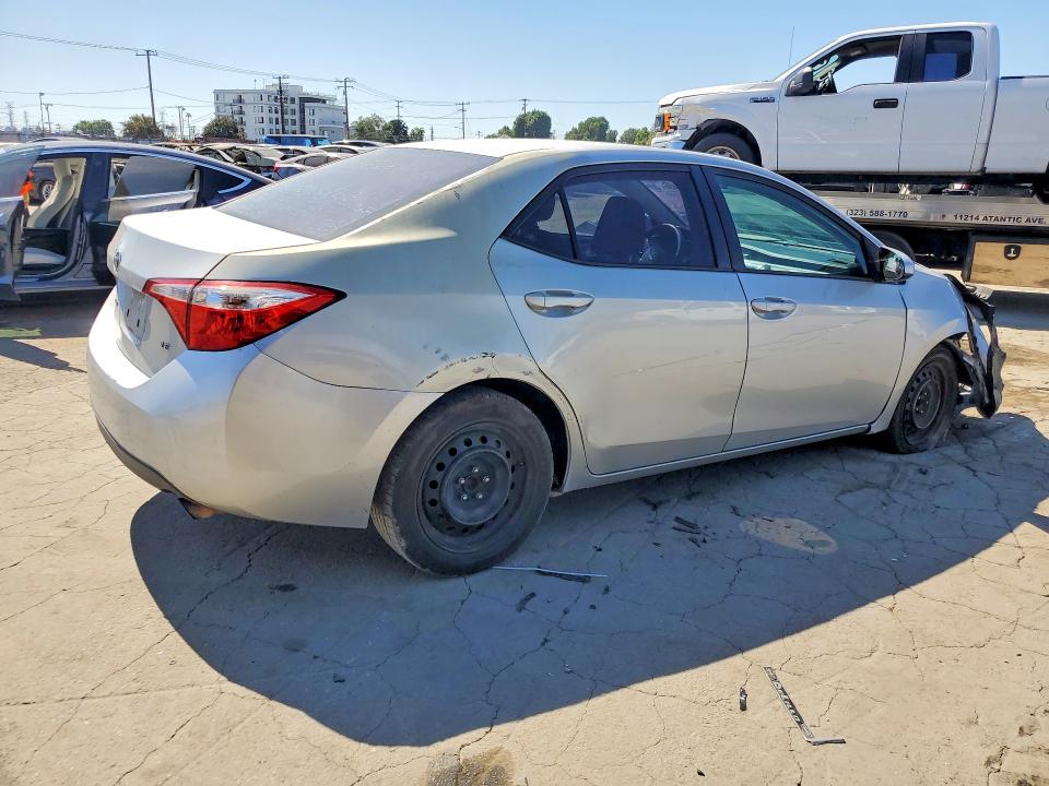 Снимка 3 от търг – 2016 TOYOTA COROLLA с VIN 5YFBURHE0GP405499