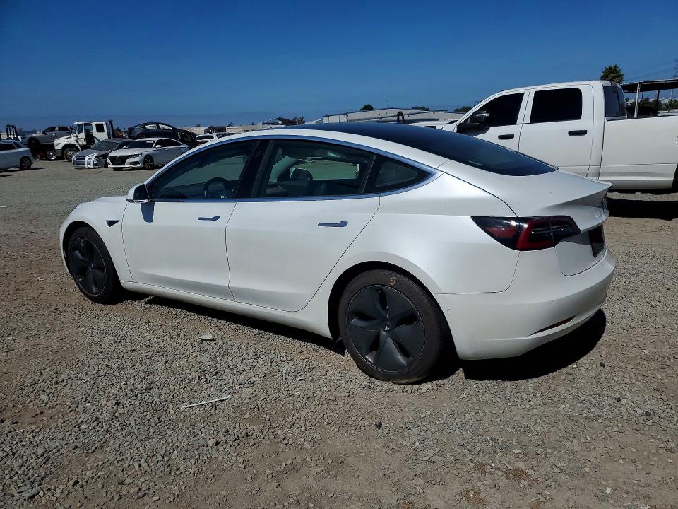 Фото 2 с аукциона – 2020 TESLA MODEL 3 с VIN 5YJ3E1EA7LF745081