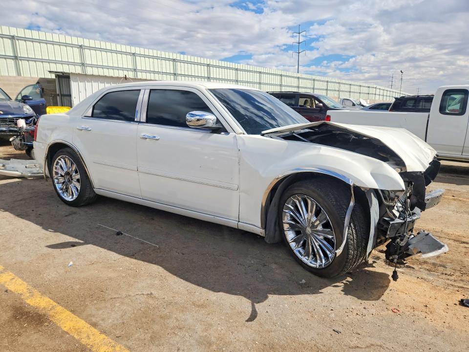 Photo 4 from auction – 2005 CHRYSLER 300 with VIN 2C3JA43R95H562831
