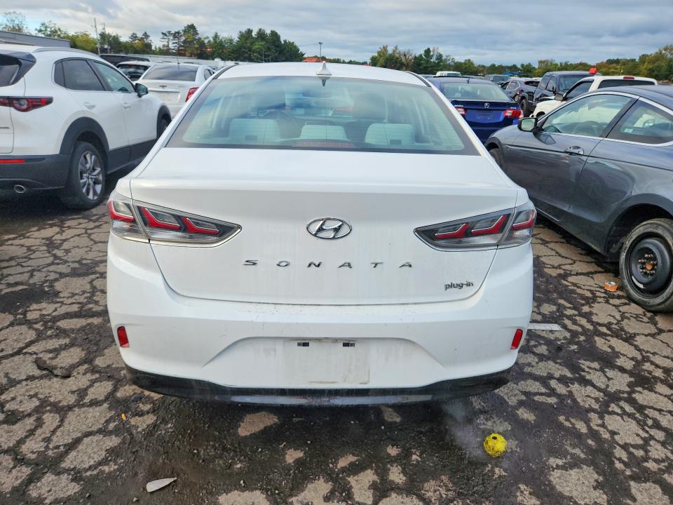 Снимка 6 от търг – 2019 HYUNDAI SONATA с VIN KMHE14L20KA094137