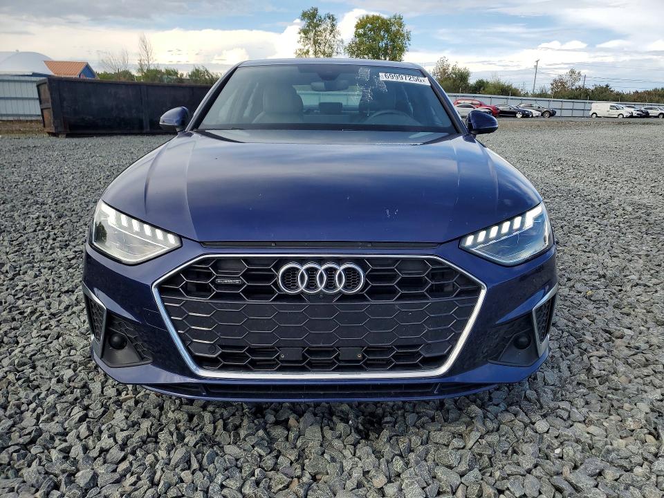 Foto 5 de la subasta – 2023 AUDI A4 con VIN WAUEAAF46PN022386