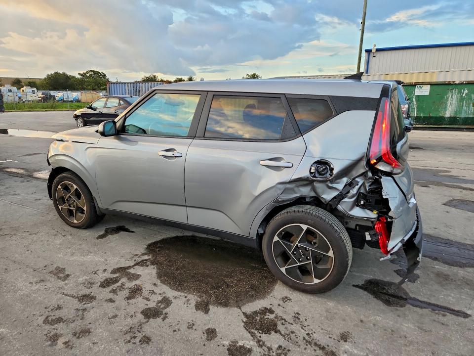 Photo 2 from auction – 2023 KIA SOUL with VIN KNDJ33AU5P7870732