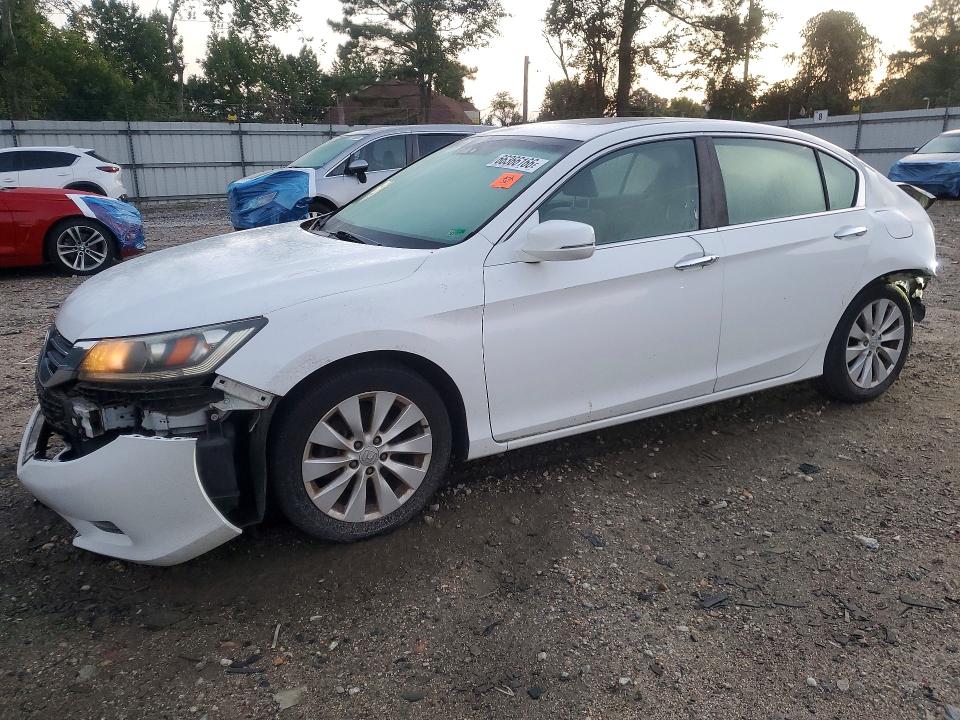 HONDA ACCORD 2013 с VIN 1HGCR2F86DA127722 - Снимка от търг