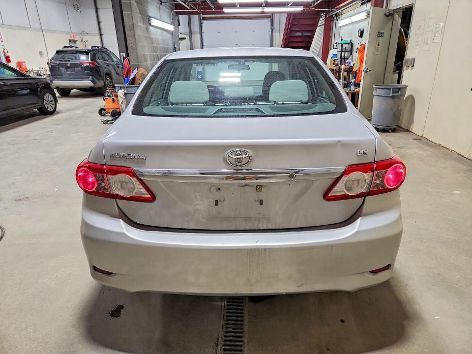 Photo 6 from auction – 2012 TOYOTA COROLLA with VIN 2T1BU4EE5CC797512