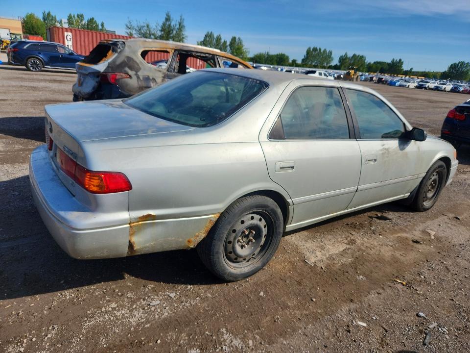 Photo 3 from auction – 2001 TOYOTA CAMRY with VIN JT2BF22K610296430