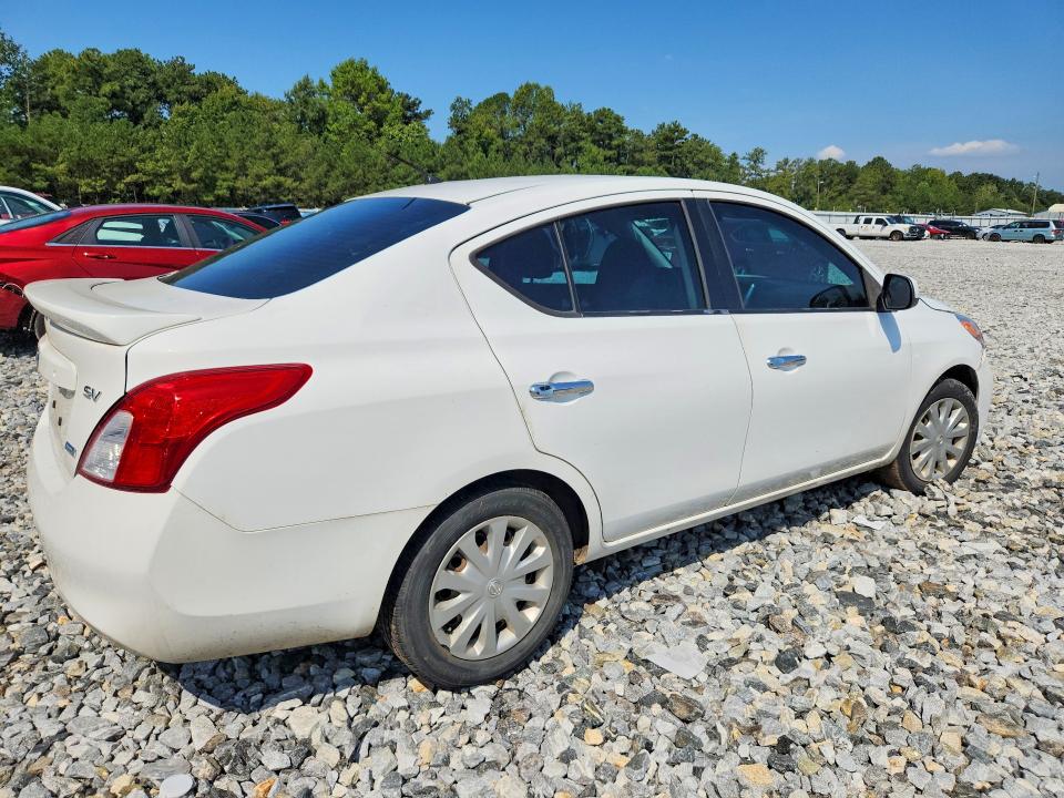 Снимка 3 от търг – 2014 NISSAN VERSA с VIN 3N1CN7AP2EK460542
