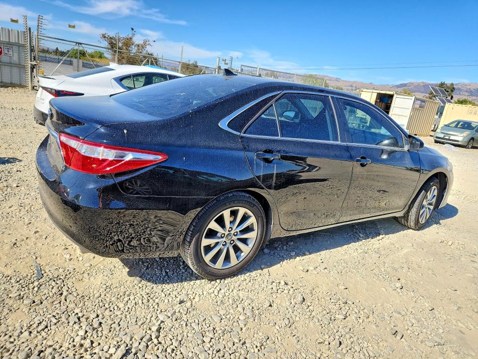 Photo 3 from auction – 2017 TOYOTA CAMRY with VIN 4T1BF1FK5HU752668