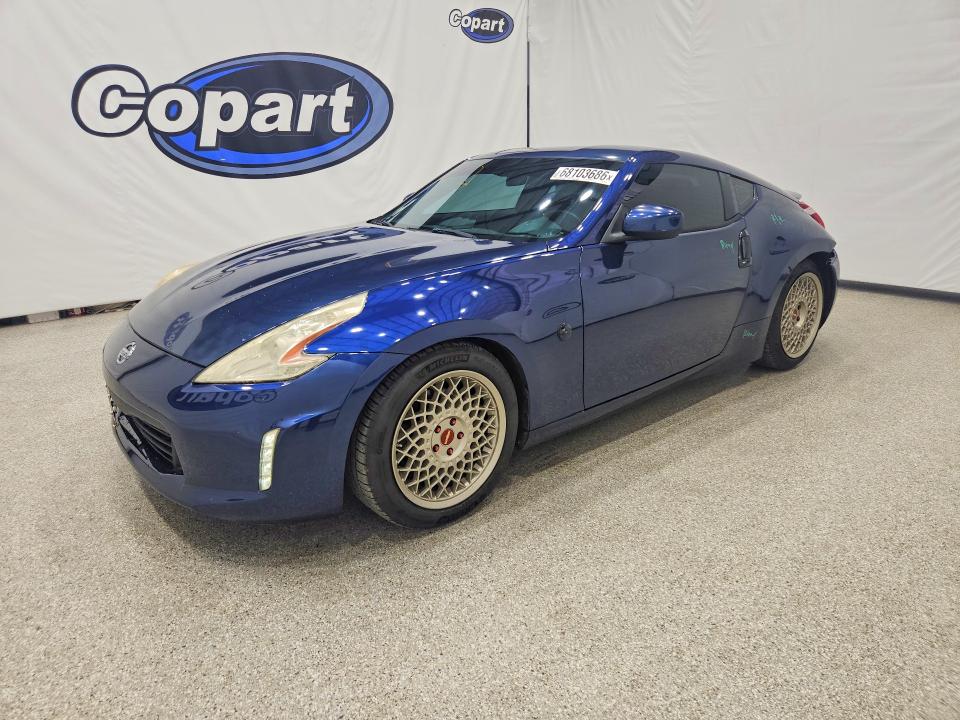 2015 NISSAN 370Z