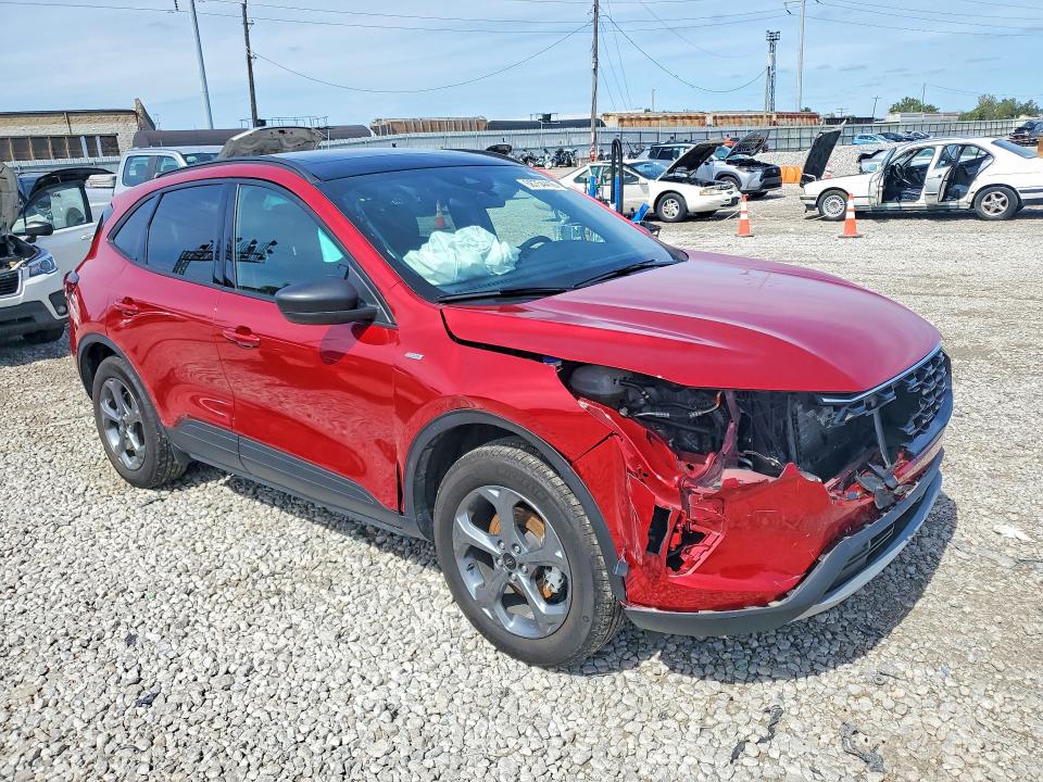 Снимка 4 от търг – 2025 FORD ESCAPE с VIN 1FMCU9MN1SUB60777