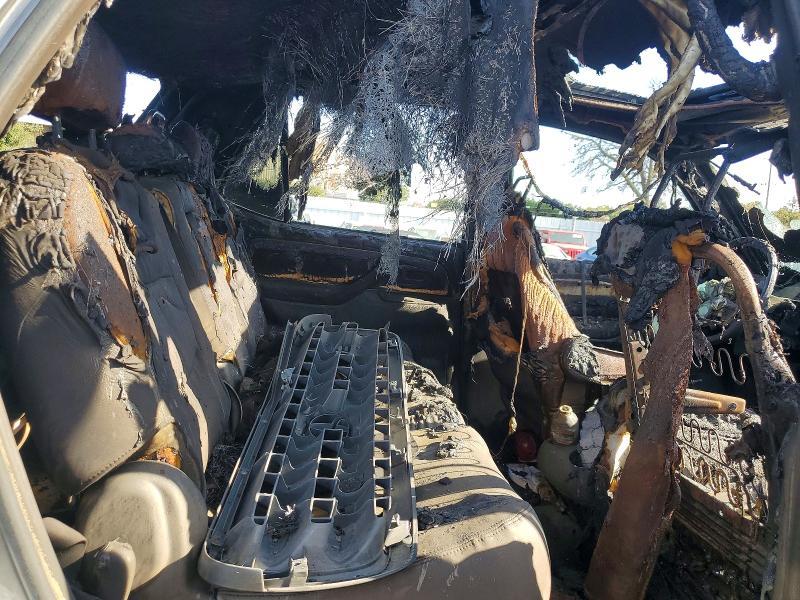 Foto 11 de la subasta – 2004 TOYOTA SEQUOIA con VIN 5TDBT48A04S230516