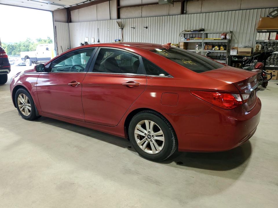 Photo 2 from auction – 2013 HYUNDAI SONATA with VIN 5NPEB4AC0DH759658