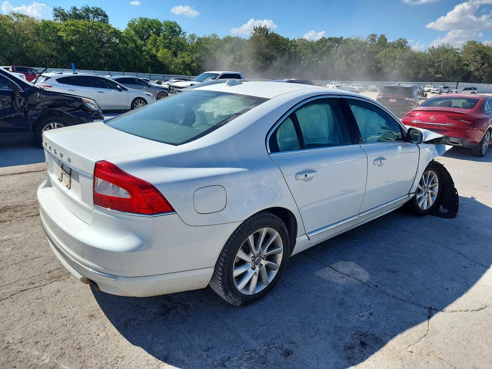 صورة رقم 3 من المزاد - 2014 VOLVO S80 مع VIN YV1952AS5E1180480