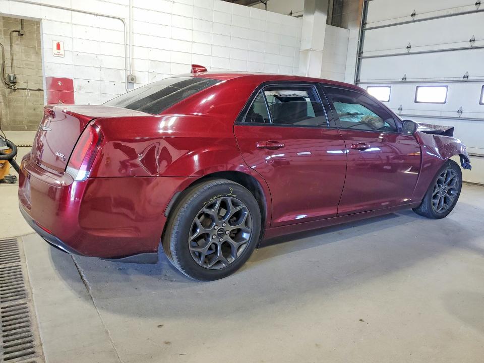 صورة رقم 3 من المزاد - 2018 CHRYSLER 300 مع VIN 2C3CCAGGXJH141401