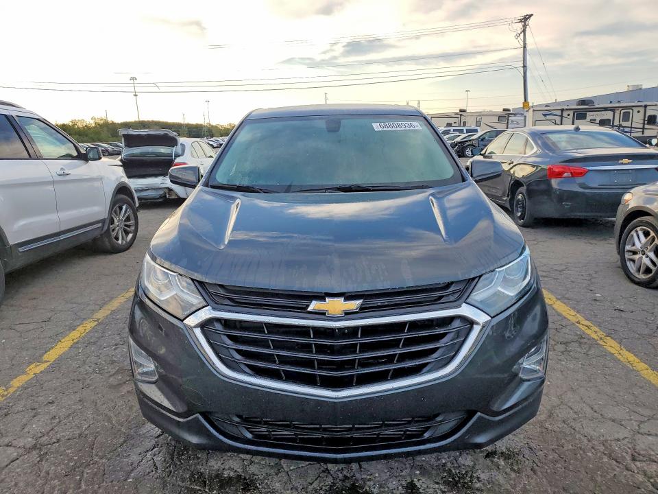 Photo 5 from auction – 2018 CHEVROLET EQUINOX with VIN 2GNAXTEX1J6196389