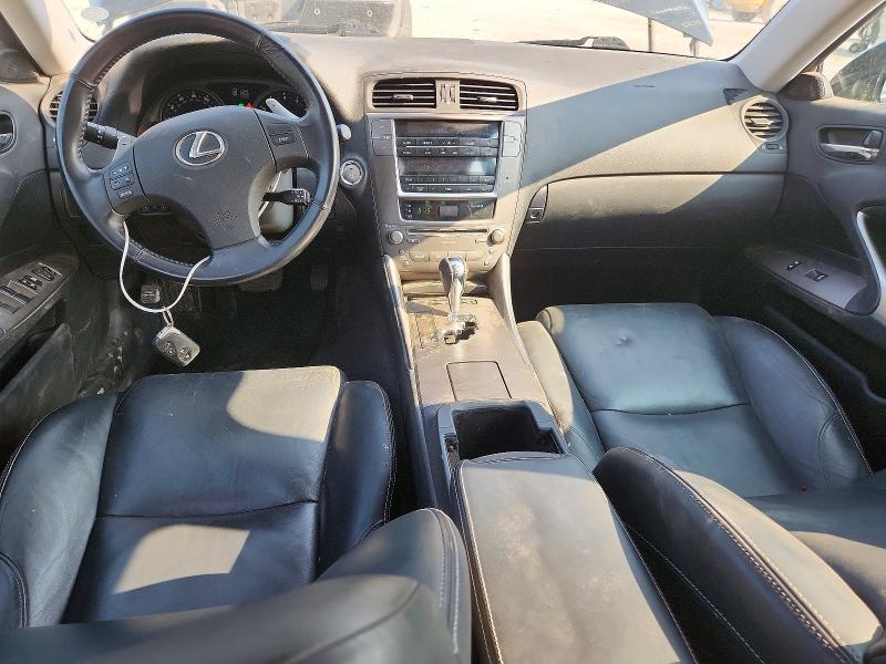 Photo 8 from auction – 2009 LEXUS IS with VIN JTHCK262092030031