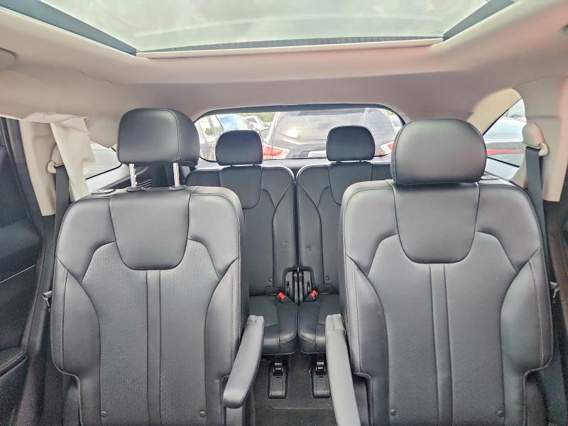 Photo 10 from auction – 2023 KIA SORENTO with VIN 5XYRHDLFXPG232374
