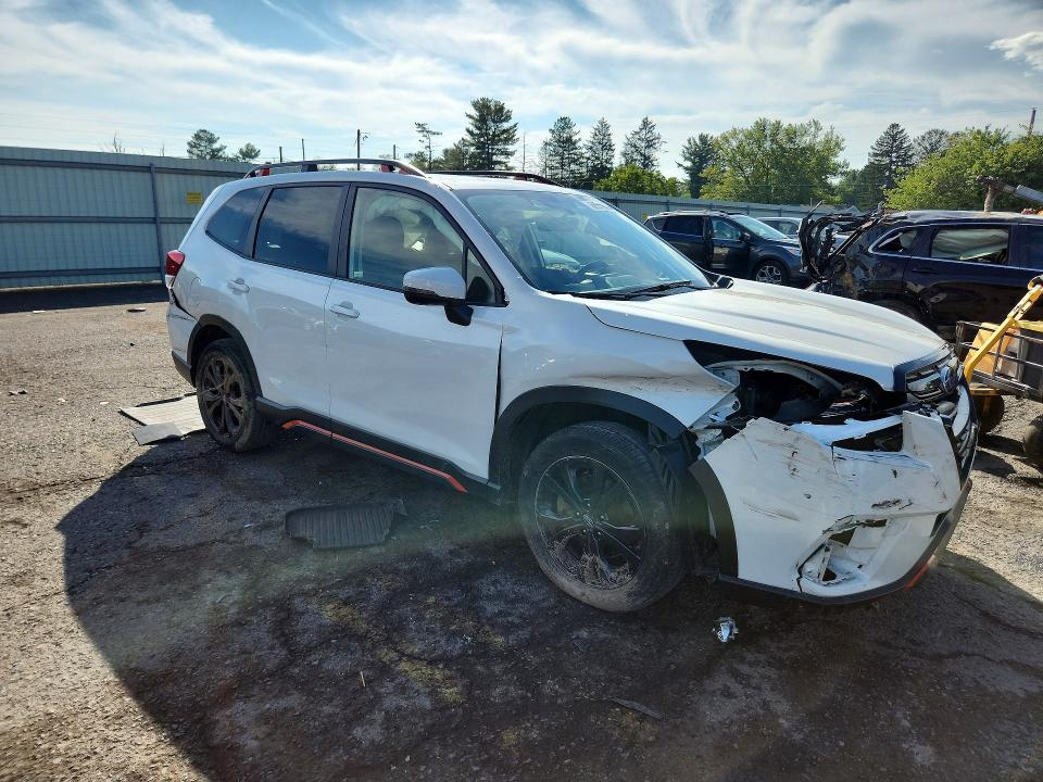 Foto 4 de la subasta – 2024 SUBARU FORESTER con VIN JF2SKAGC0RH400326