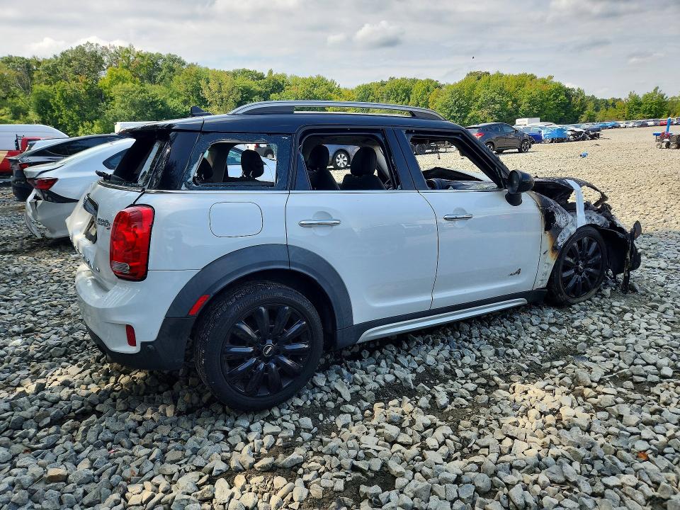 Zdjęcie 3 z aukcji – 2019 MINI COOPER z VIN WMZYT5C54K3J88182