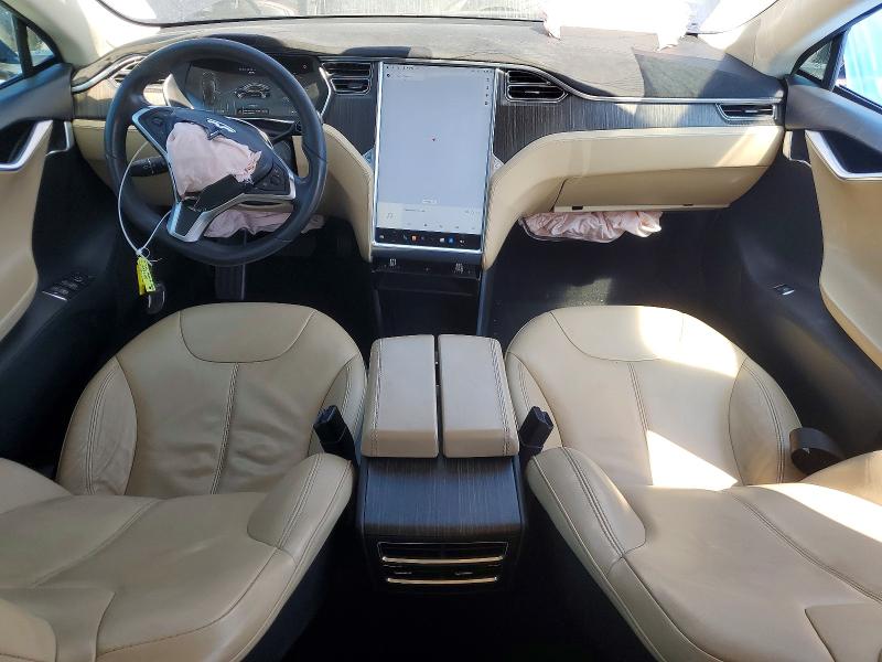 Zdjęcie 8 z aukcji – 2012 TESLA MODEL S z VIN 5YJSA1CN1CFP01302