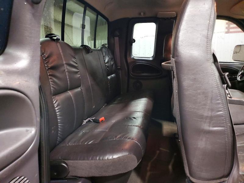 Photo 10 from auction – 2001 DODGE RAM 2500 with VIN 3B7KF23711G792958
