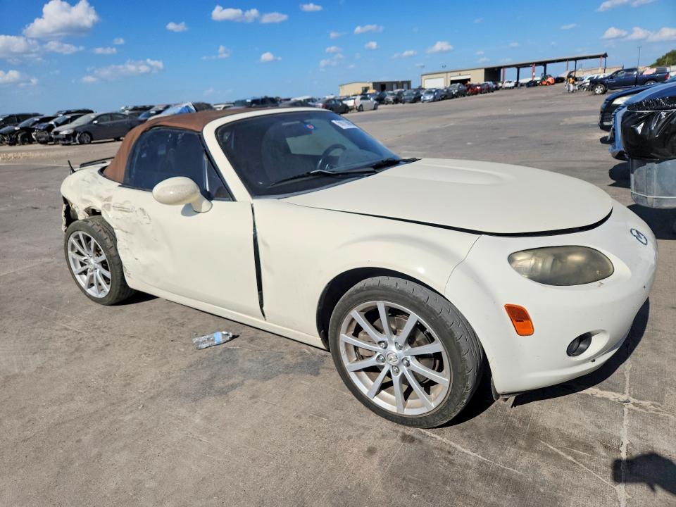 Photo 4 from auction – 2006 MAZDA MX-5 MIATA with VIN JM1NC25F560112355