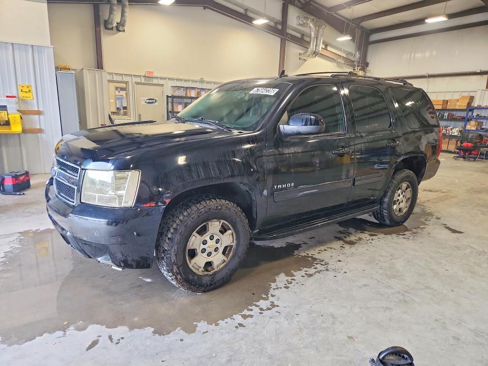 CHEVROLET TAHOE 2011 with VIN 1GNSCAE03BR101649 - Photo from auction